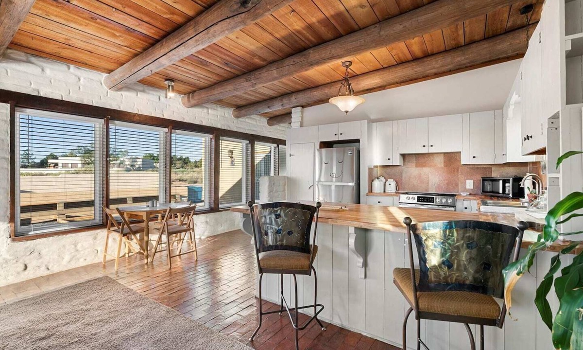 Corrales House | Welcome to Corrales - No House guests without prior approval from host.