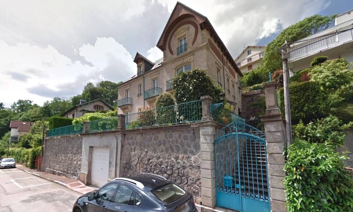 Plombieres-les-Bains Villa | Welcome to this beautiful spa villa!