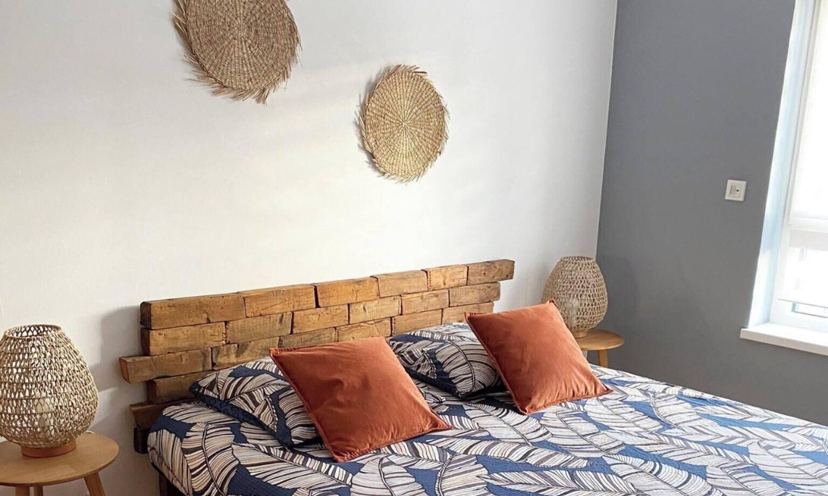 Mericourt House | Welcome to la Maison1925 Complete accommodation 70 m2 2 bedrooms, max 4 persons