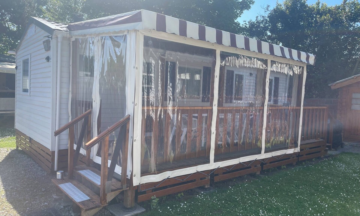 Bernieres-sur-Mer House | Welcome to Lily's Mobile Home