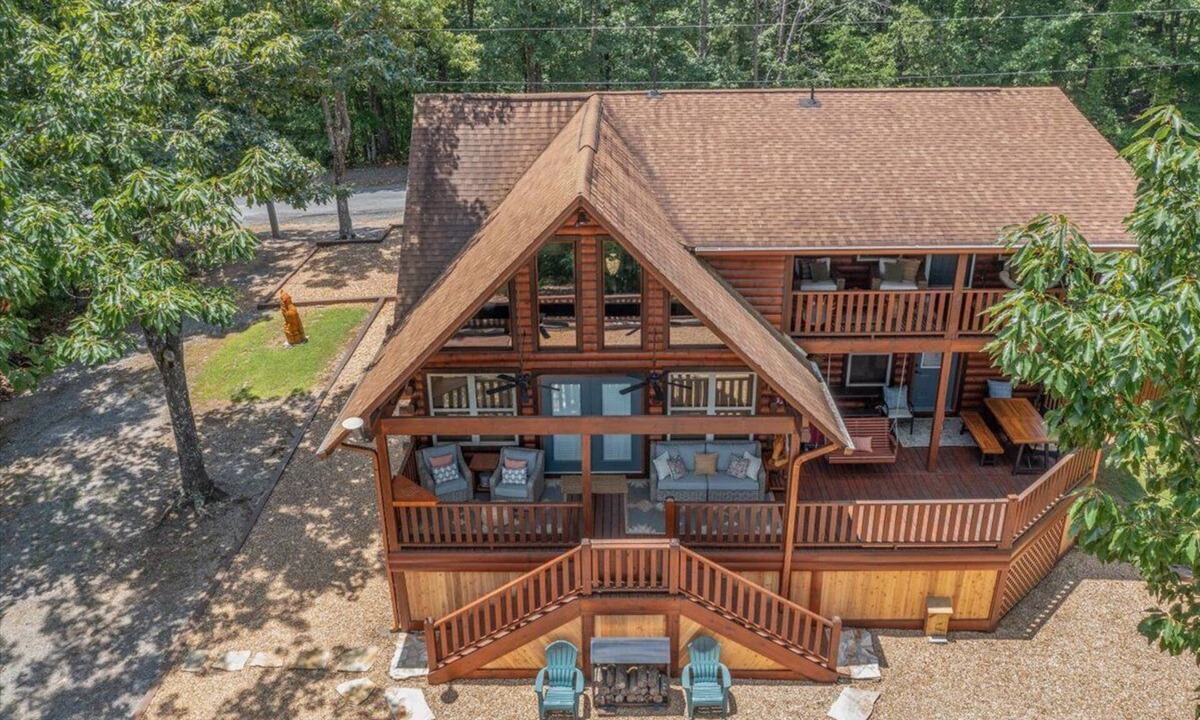 Ranger Cabin | Welcome to Lodge Lorien!