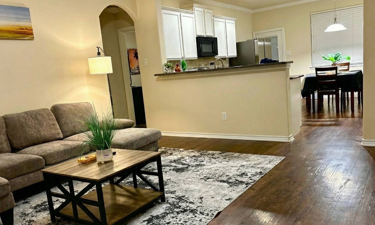 Humble House | Welcome to Our Cozy Retreat - Your Home Away From Home