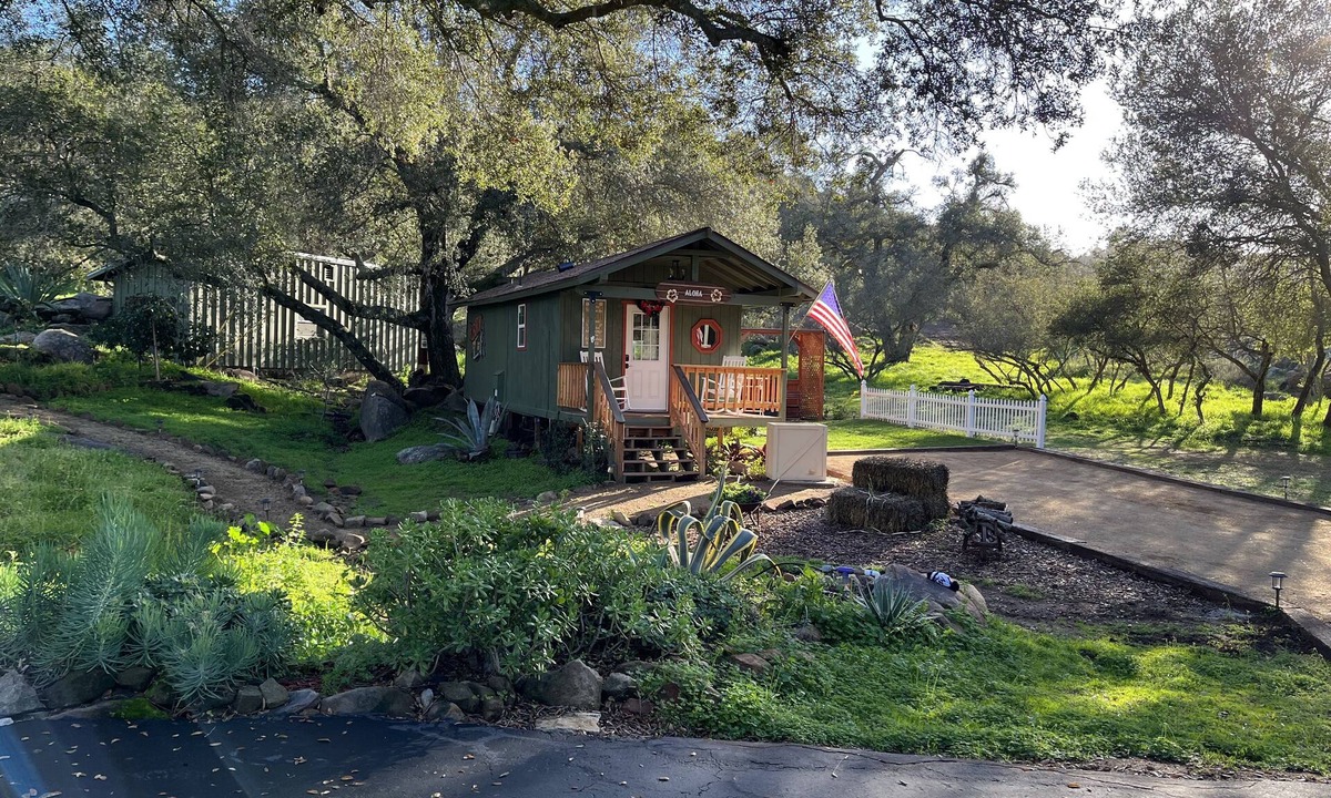 Ramona Cabin | Welcome to Surfing Cowboy Ranch