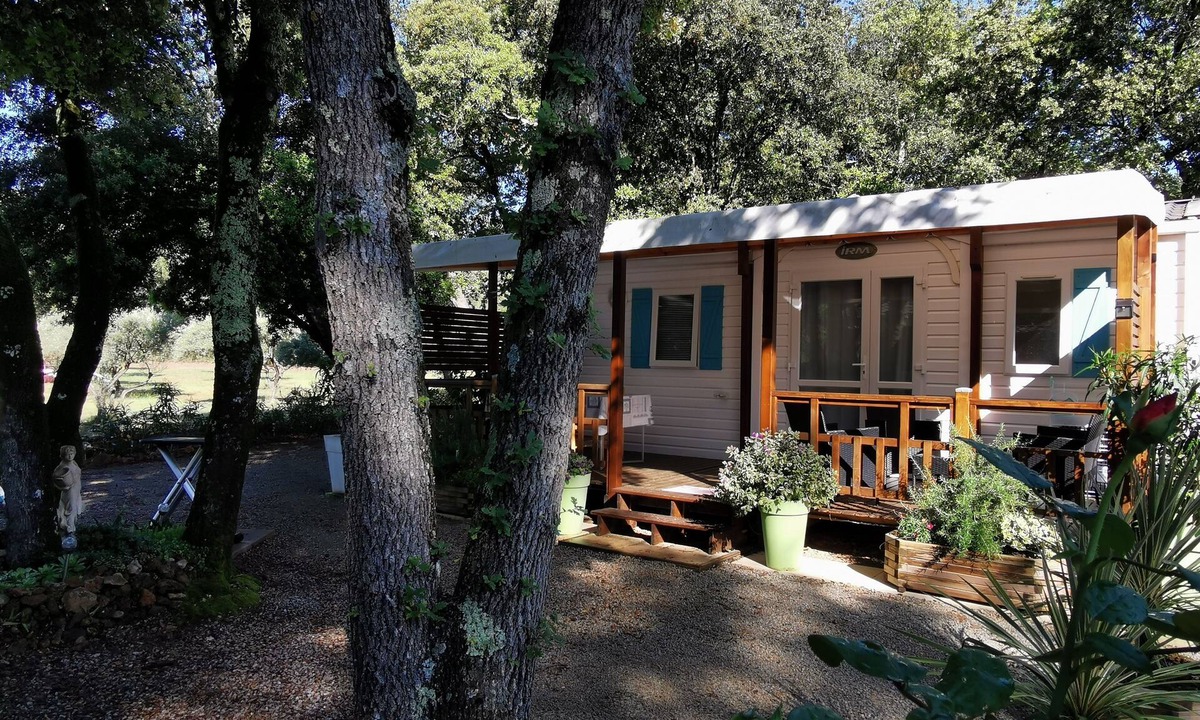 Sillans-la Cascade House | Welcome to the var!