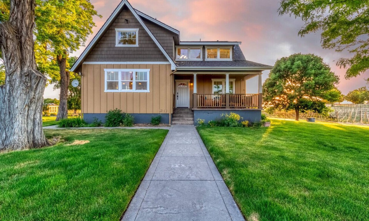 Walla Walla House | Welcome to The Abbey Vineyard