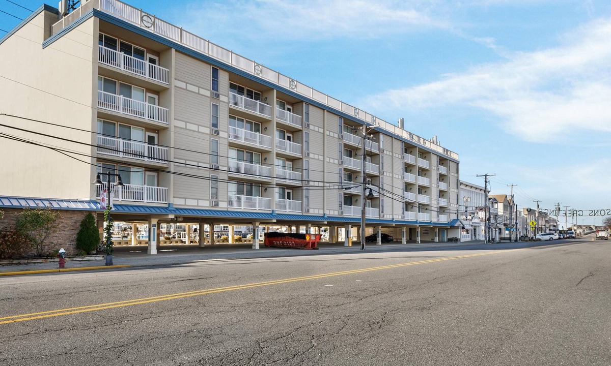 Stone Harbor Condo | Welcome to the Hall Harbor Condominiums in Stone Harbor, NJ