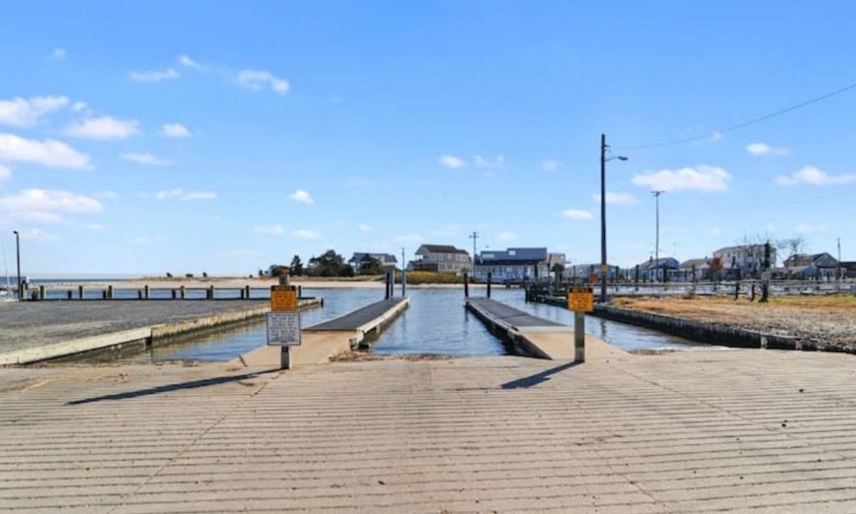 Kent County House | Welcome To The Hidden Reef!
