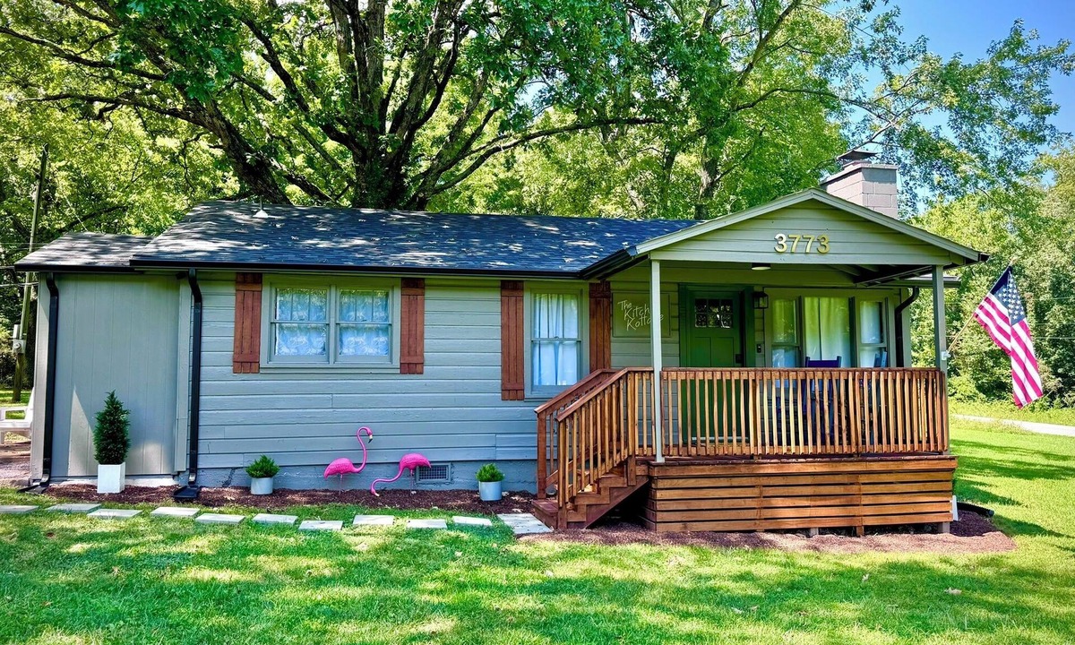 Turners Cabin | Welcome to The Kitschy Kottage