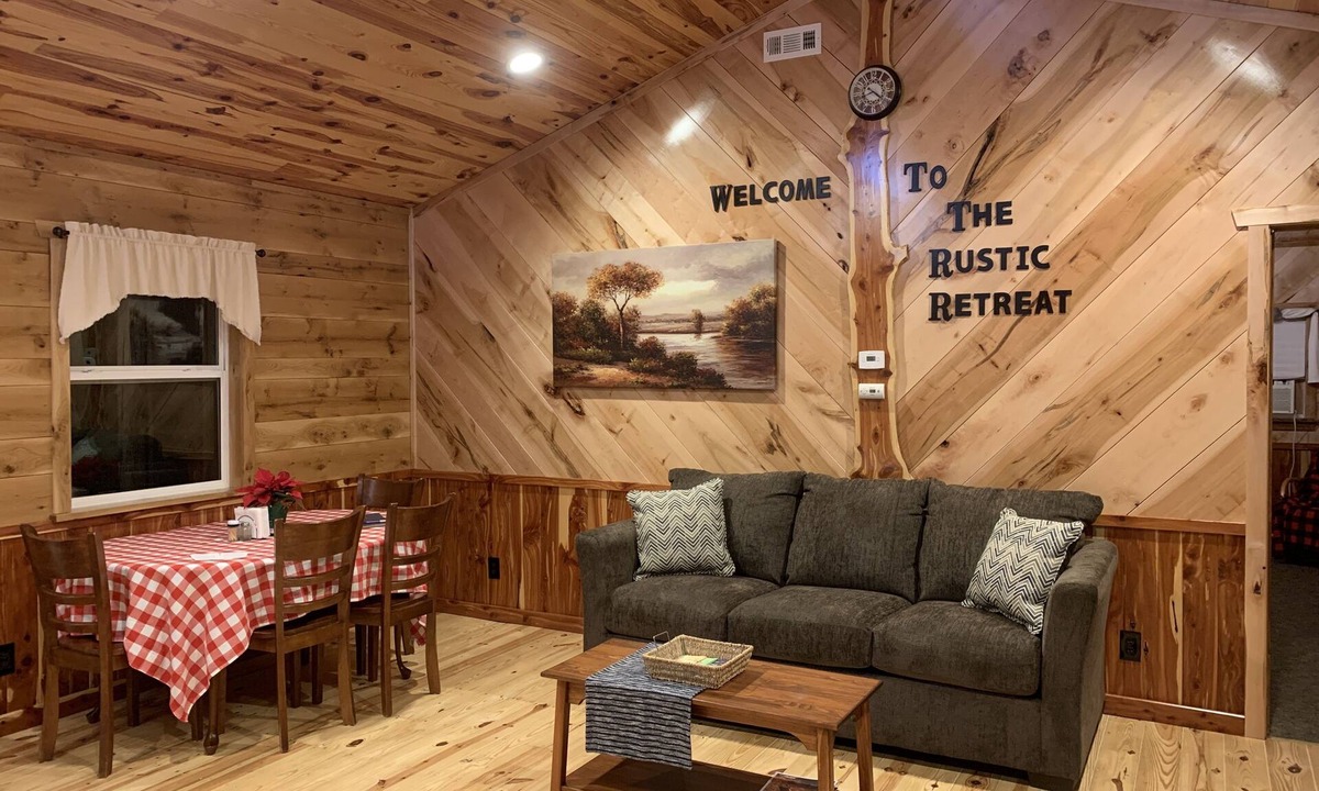 Dundas Cabin | Welcome to The Rustic Retreat where you can rest and relax.
