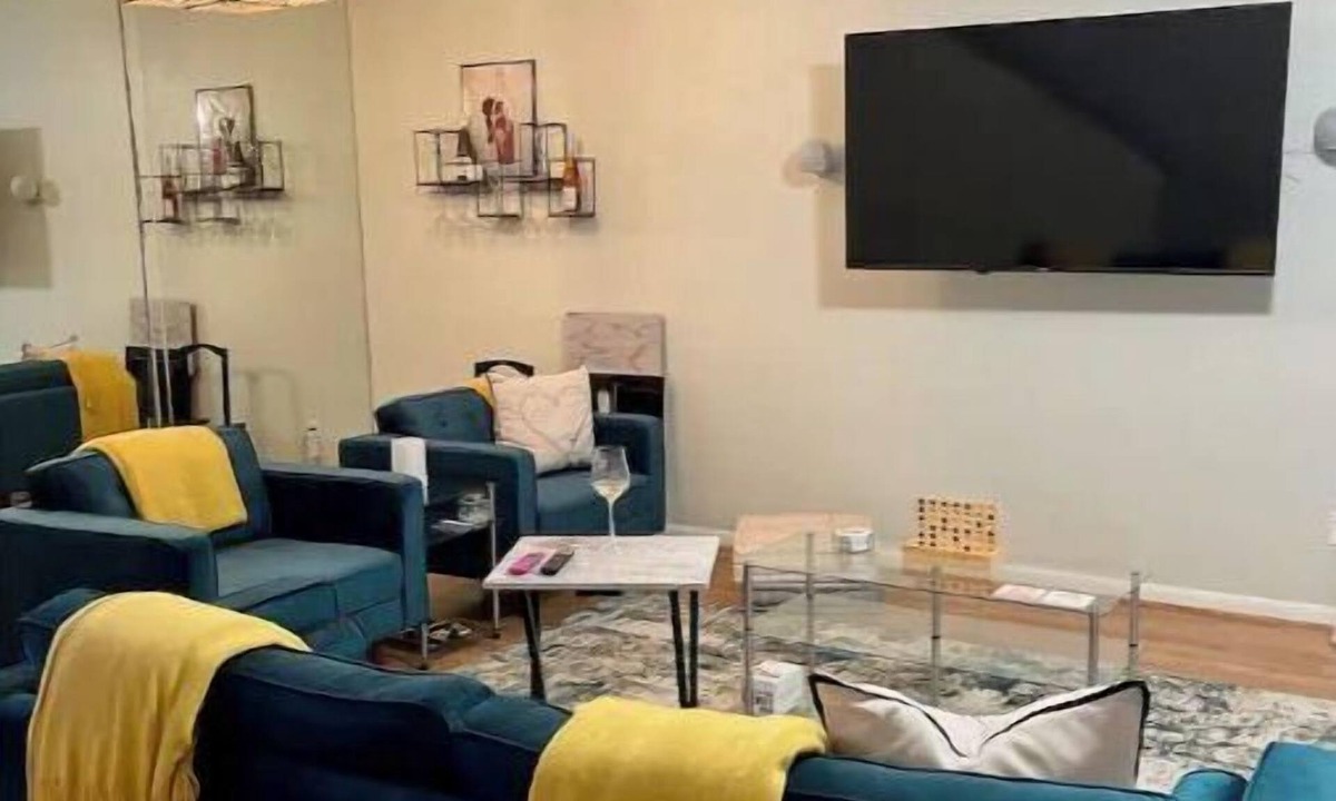 Woodlake - Briar Meadow House | Welcome To The Selfie House! 15 Mins From Galleria!