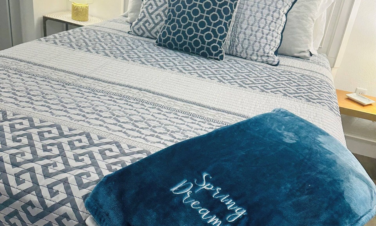 High Springs Apartment | Welcome to the Spring Dream