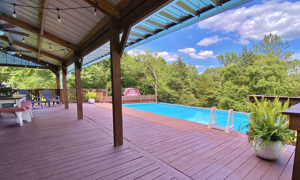 Tyler House | Welcome to the “The Barn”.