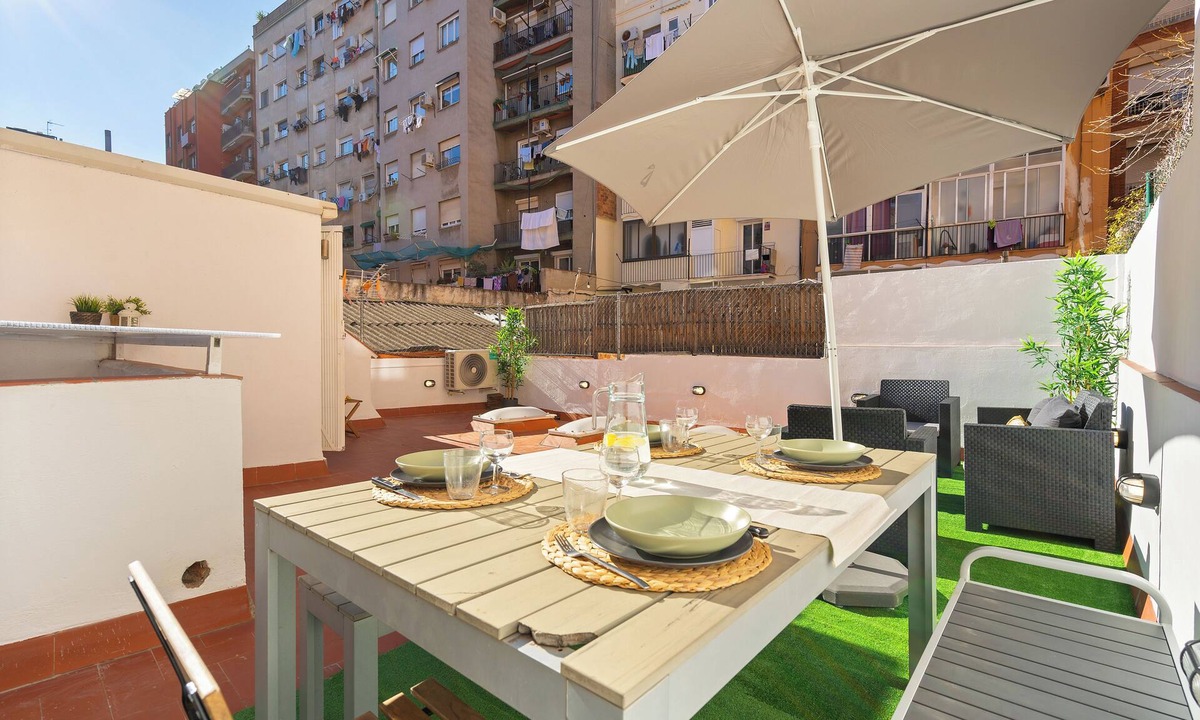 La Sagrada Familia Apartment | Welcome to your stylish retreat in the heart of Barcelona!