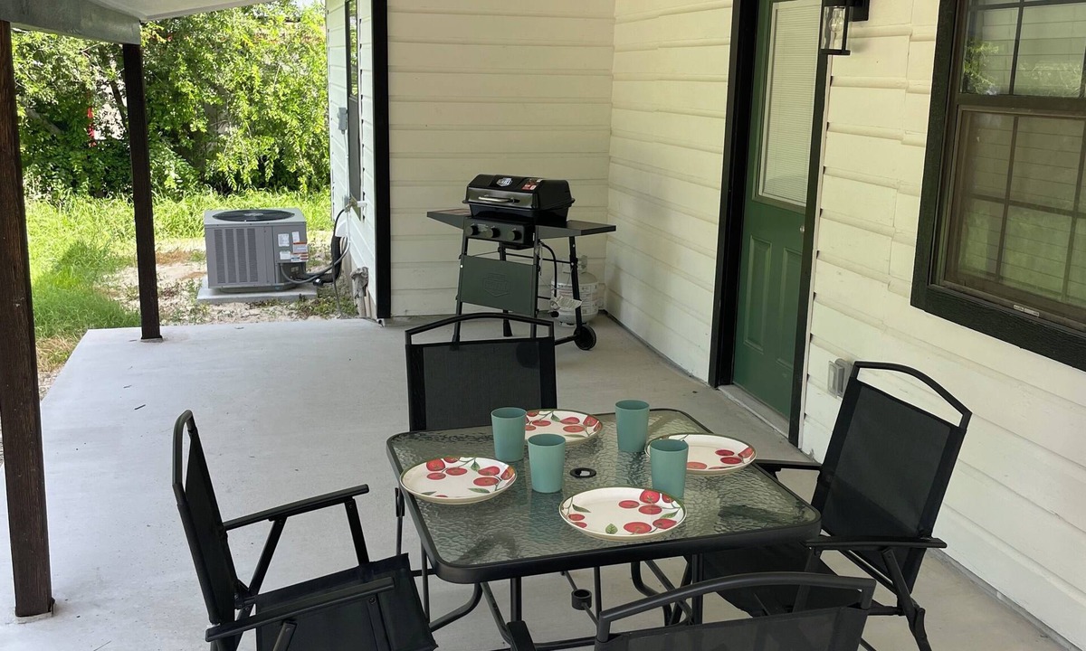 Amistad National Recreational Area House | Welcoming 3-bedroom house with AC in charming Del Rio