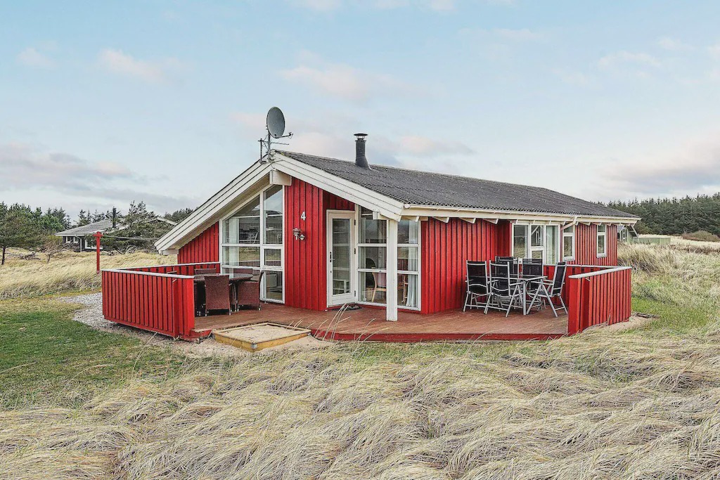 Hirtshals House | Welcoming Holiday Home in Hirtshals with Sauna
