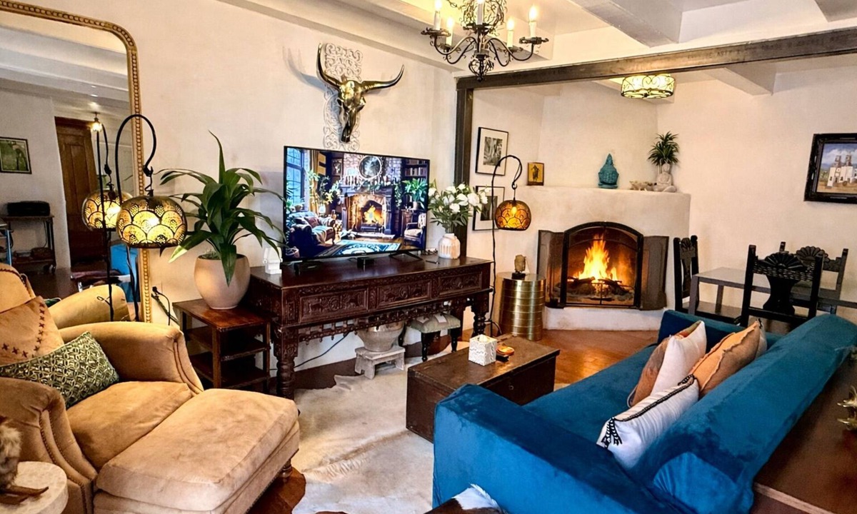 Northeast Santa Fe House | Well Appointed Historic Downtown Casita, Walk to Everything!