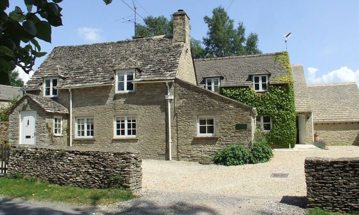 Ewen Bed & Breakfast | Well Cottage B&B