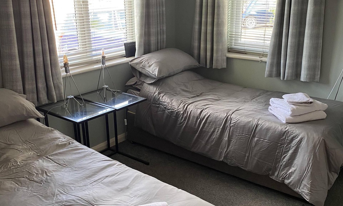 Tring House | Wellbrook Rooms