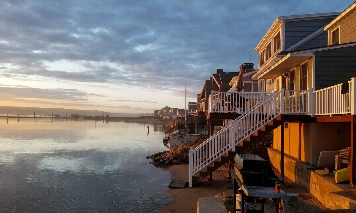 Wells Beach Cottage | Wells - Private beach - Beautiful sunset views