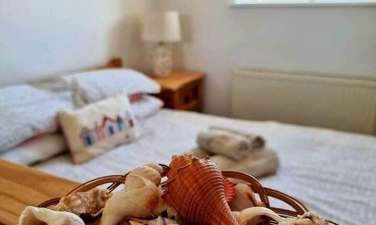 Dinas Dinlle Apartment | Wendon Holidays - Shells