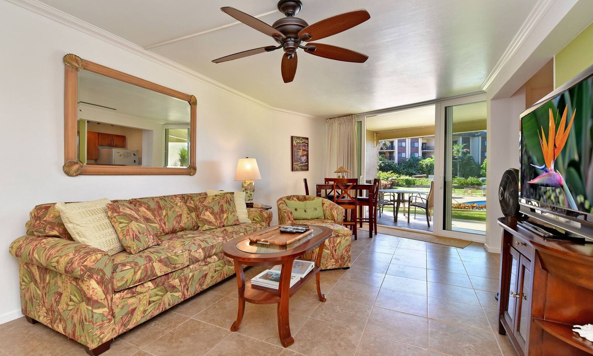 Honokowai Condo | Weneki's Island Paradise; Oceanfront complex, Updated, Wi-Fi, Unit 103