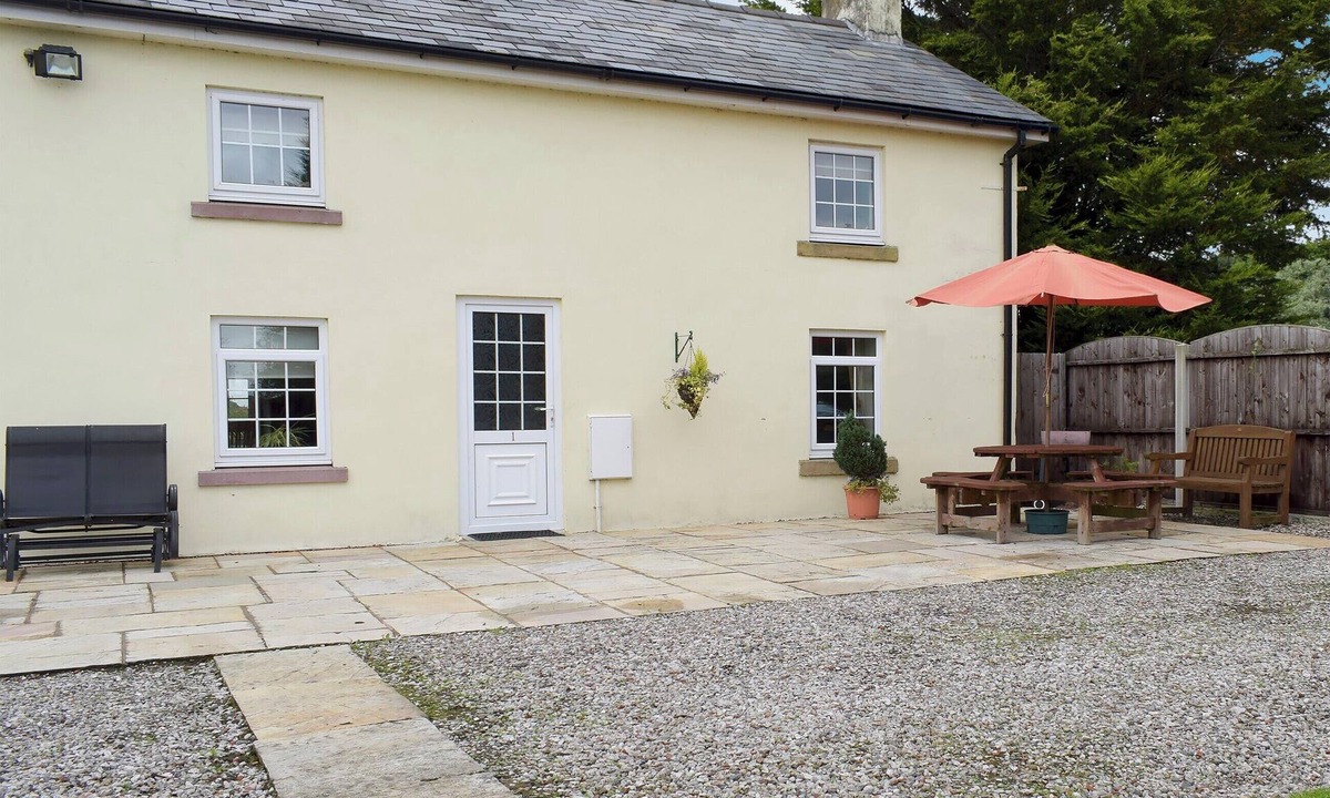 Knott End-on-Sea Cottage | West Boundary Farm Cottage 1