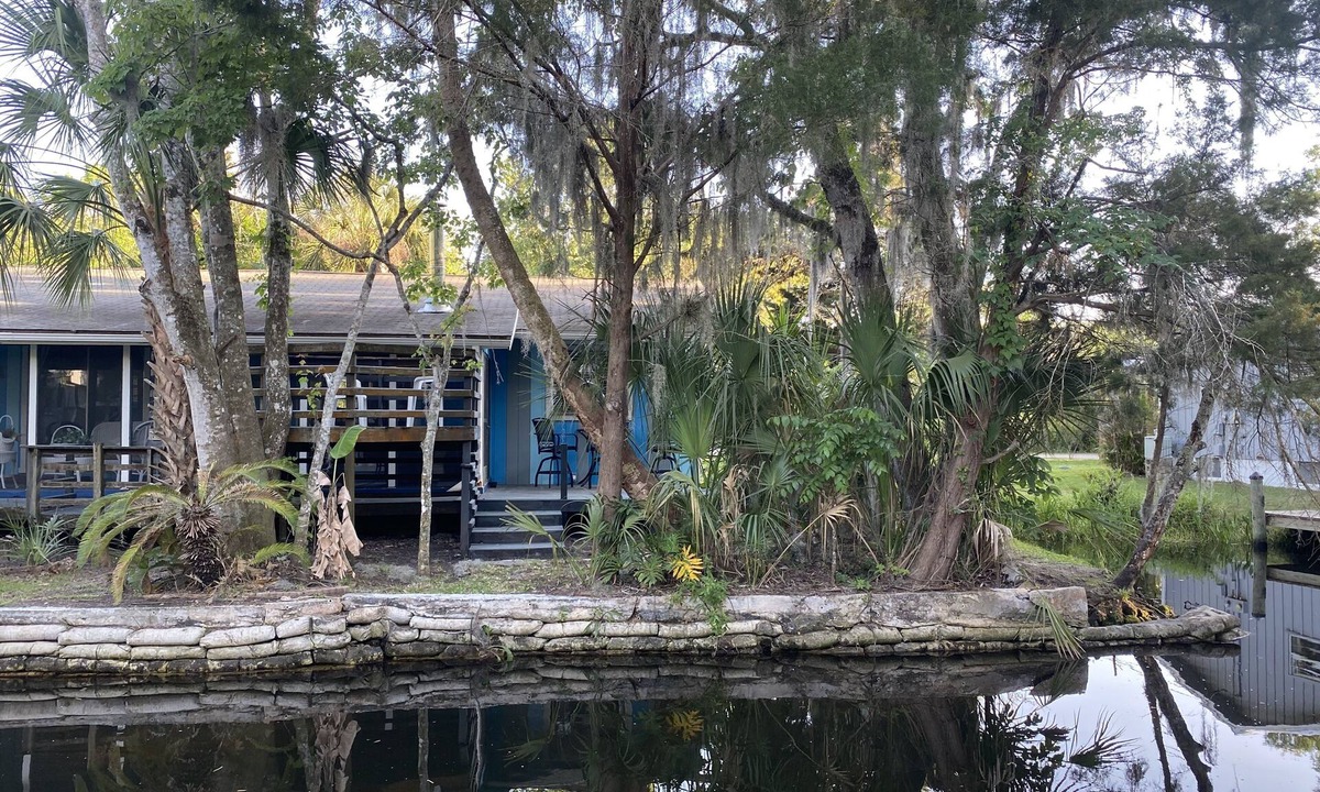 Homosassa House | West Creek in Old Homosassa across from the Freezer