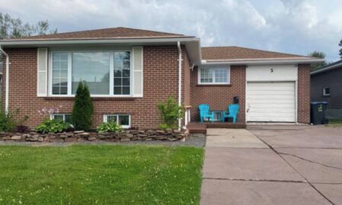 Sault Ste. Marie House | West End Lodging n