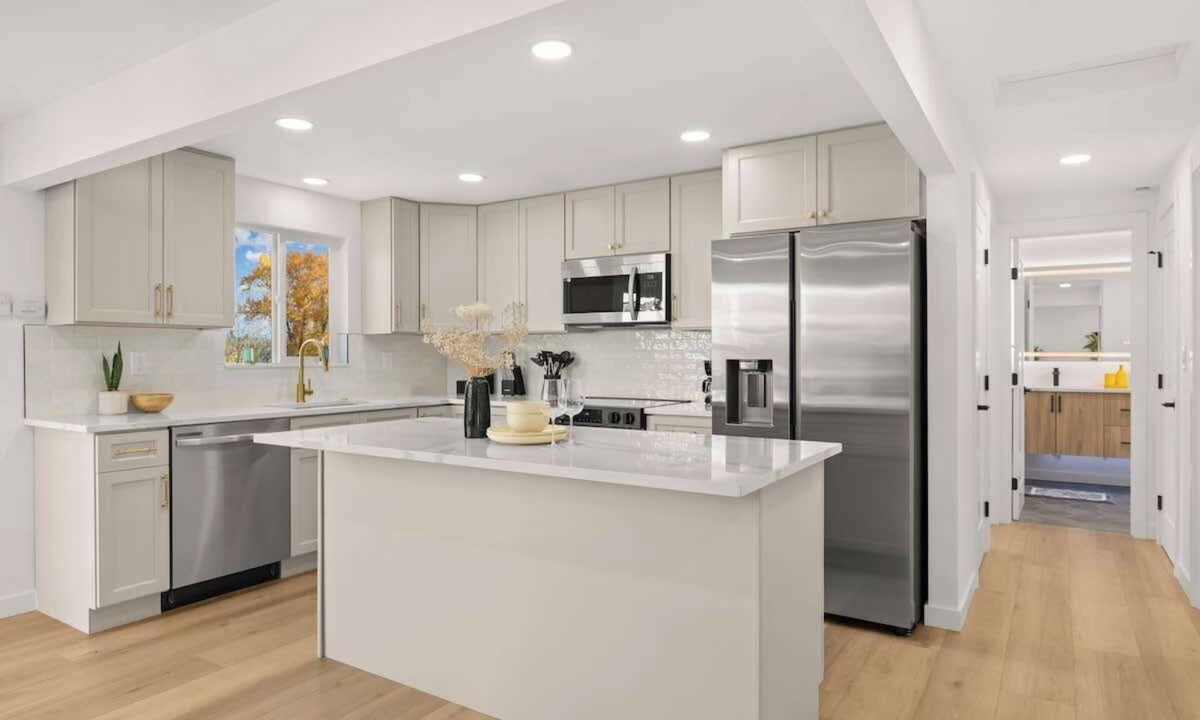 Genesee House | West Seattle oasis with views