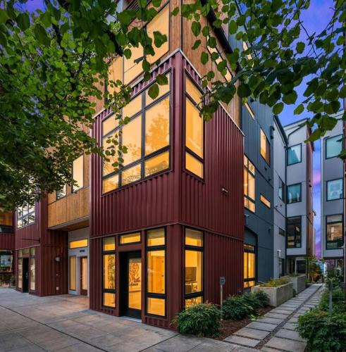North Admiral House | West Seattle's Modern Townhome