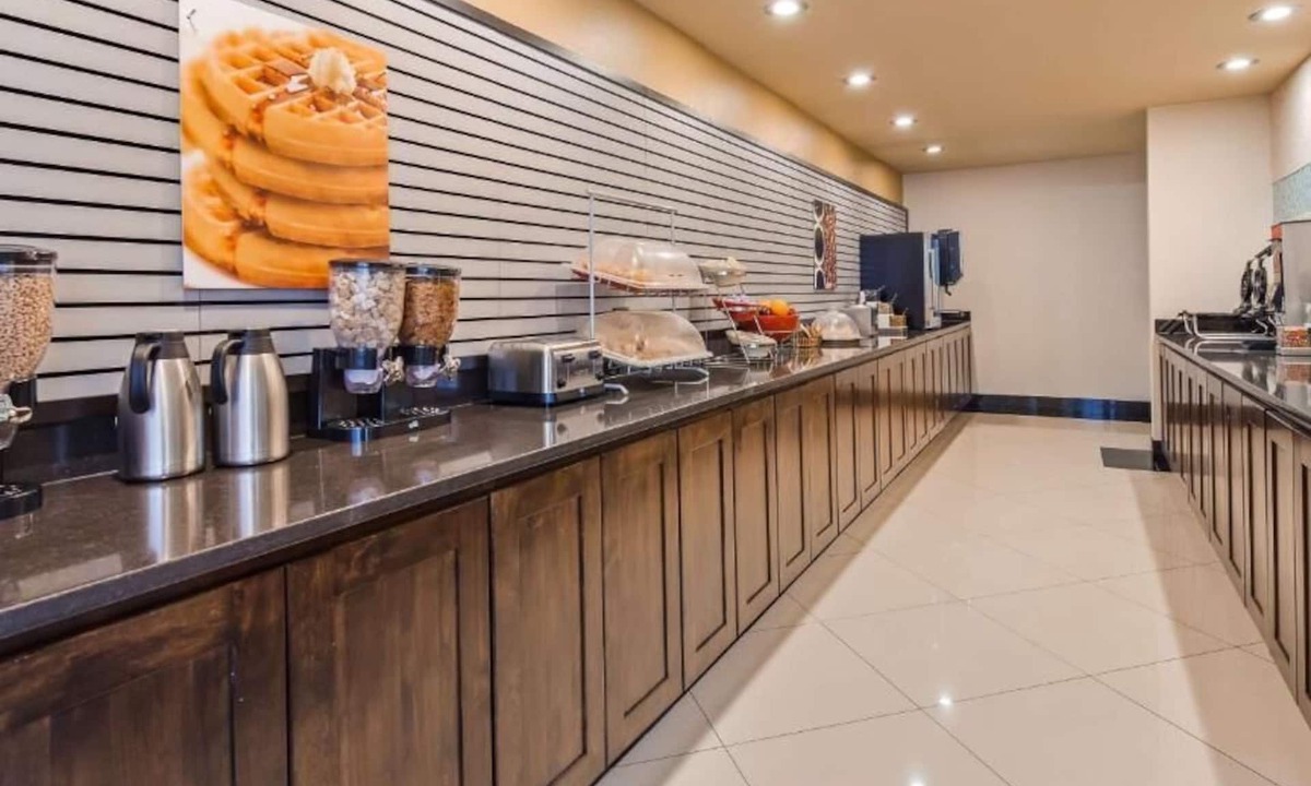 West Valley City Hotel | West Valley Inn