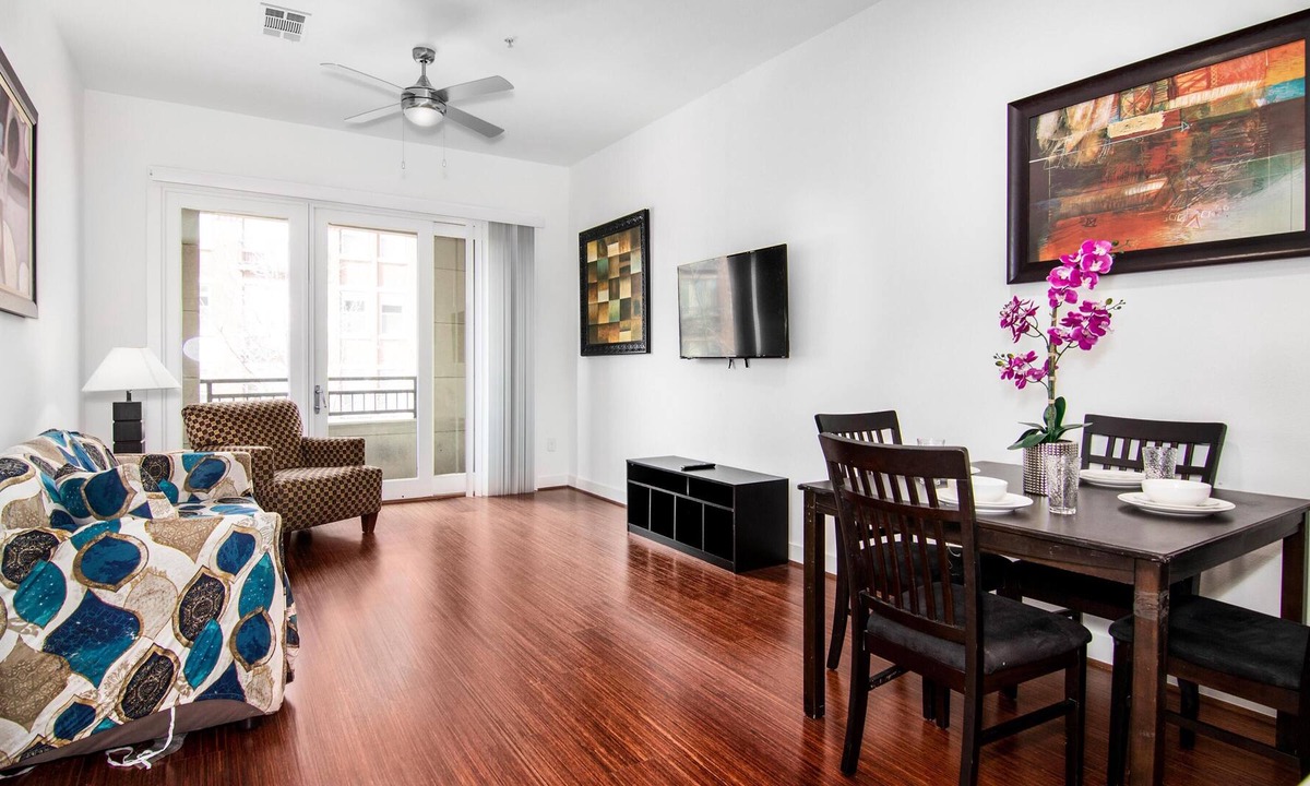 Cityplace Apartment | West Village Best Location