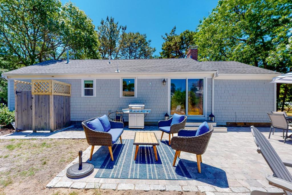 West Yarmouth House | West Yarmouth Escape