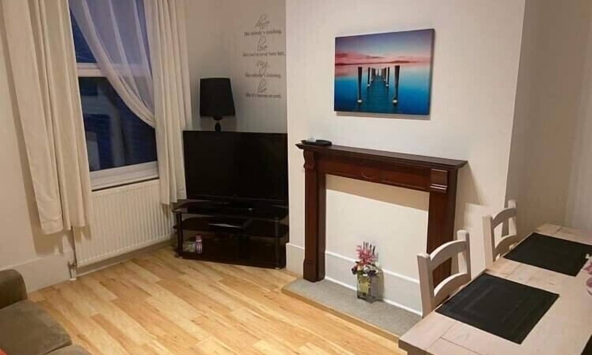 Westbrook Apartment | Westbrook Bay apartment