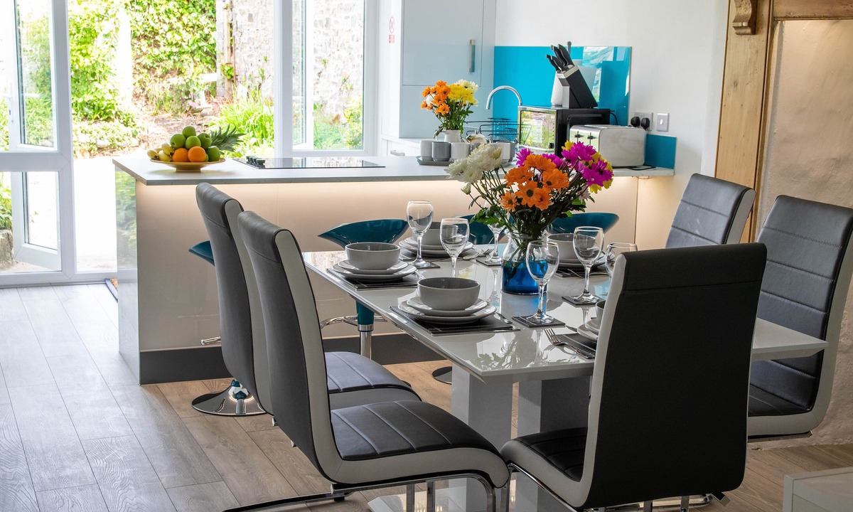 Barnstaple Cottage | Westeria Cottage