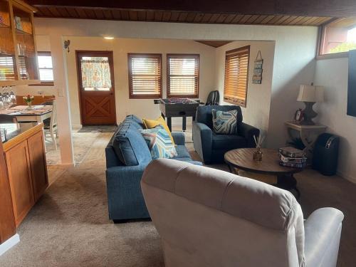 Corvallis House | Western Cabin