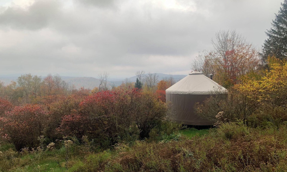 Livingston Manor Ski Chalet | western Catskills YURT