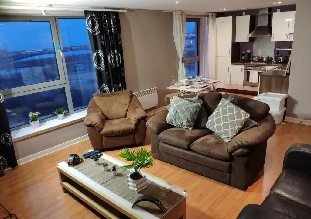 Newhaven Apartment | Western Harbour View Apartment