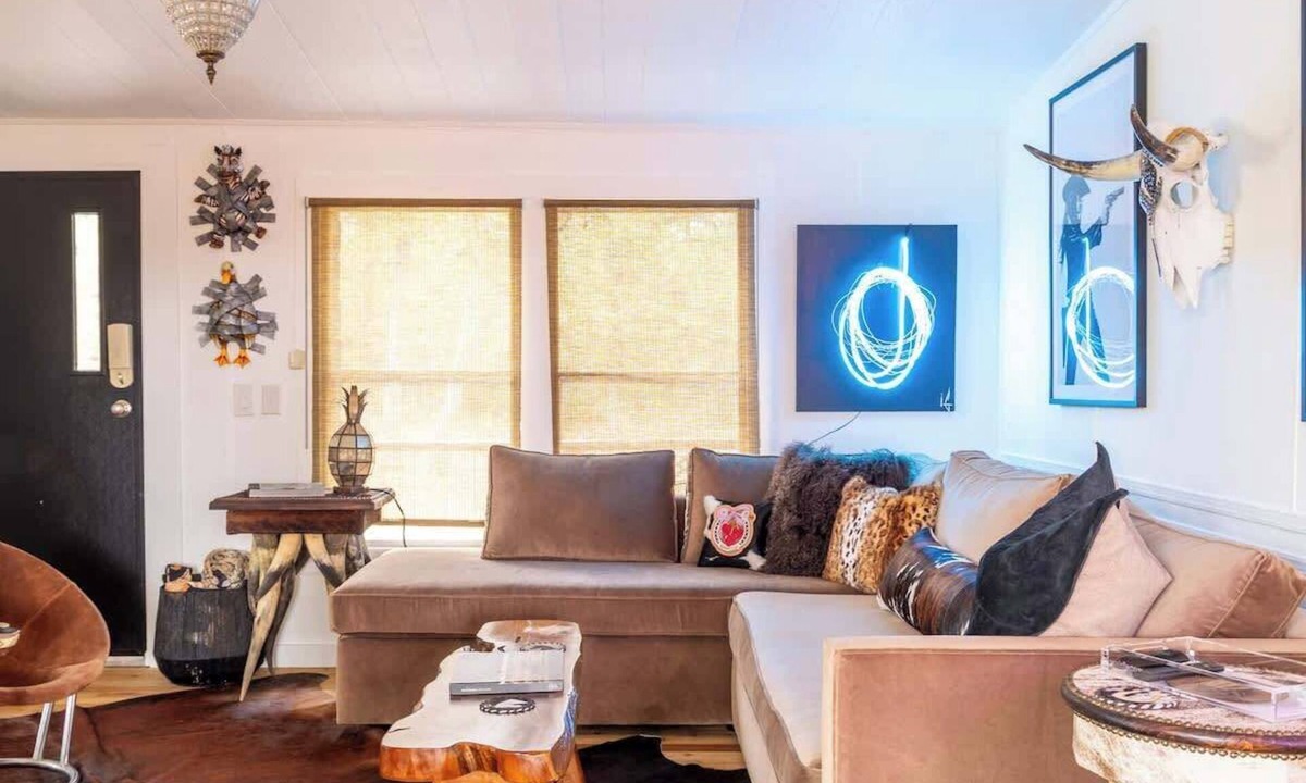 Ledbetter House | Western Lifestyle Meets Round Top | Royale #1