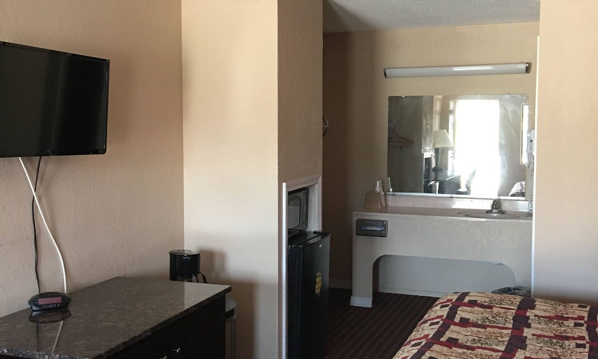 Magee Hotel | Western Motel