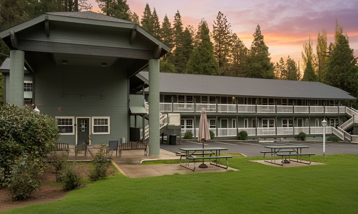 Apple Hill Hotel | Westhaven Inn Pollock Pines