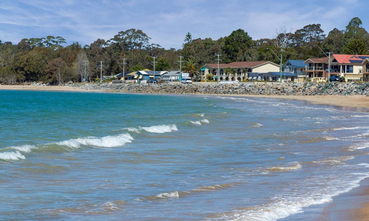 Batehaven House | Westlys Nest Summary: