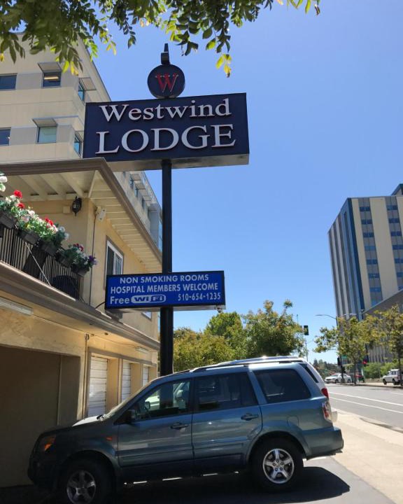 Mosswood Hotel | Westwind Lodge