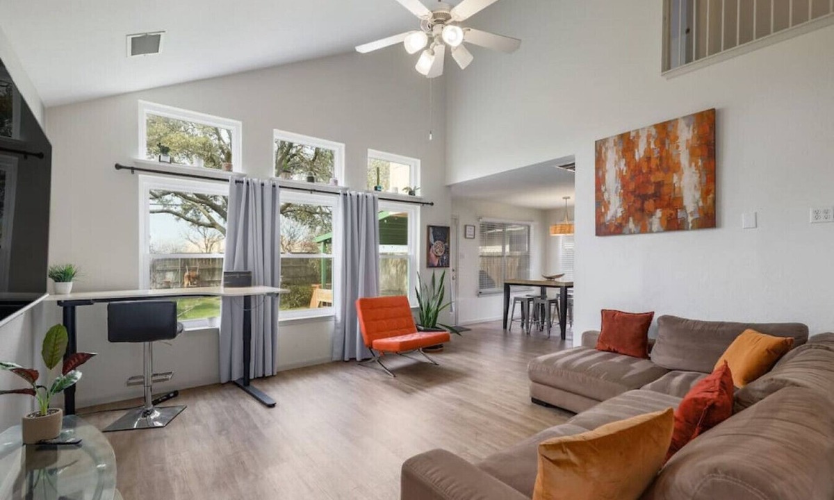 Pflugerville House | WeWelcome you Waterpark Central in Suburban Austin