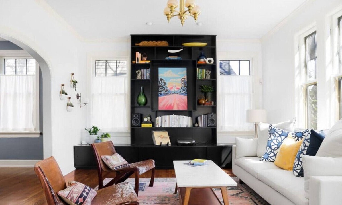 Hyde Park House | WFH in Central Austin! Parking + Patio + King Bed