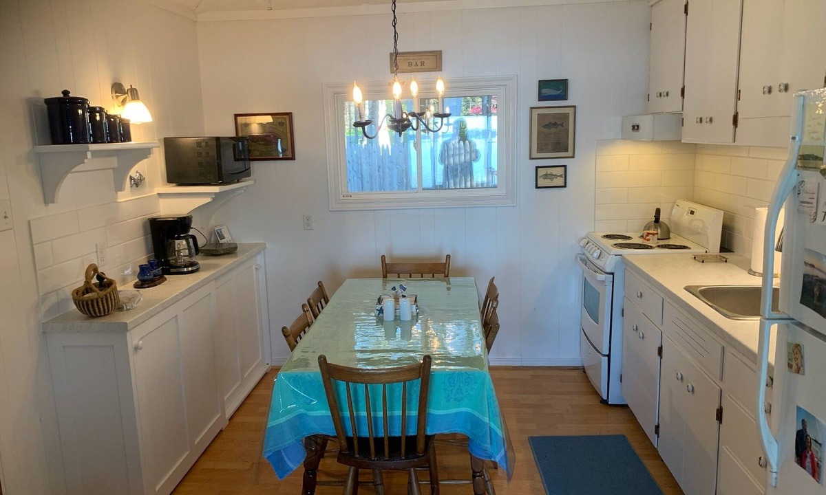 Campobello Island Cottage | Whale Of A View, Campobello Island LOCATED ON OCEAN, 3 BR: FABULOUS VIEWS