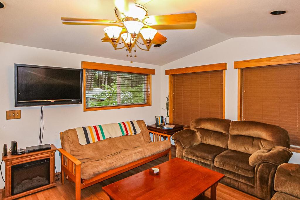 Brookings House | Whaleshead Grove