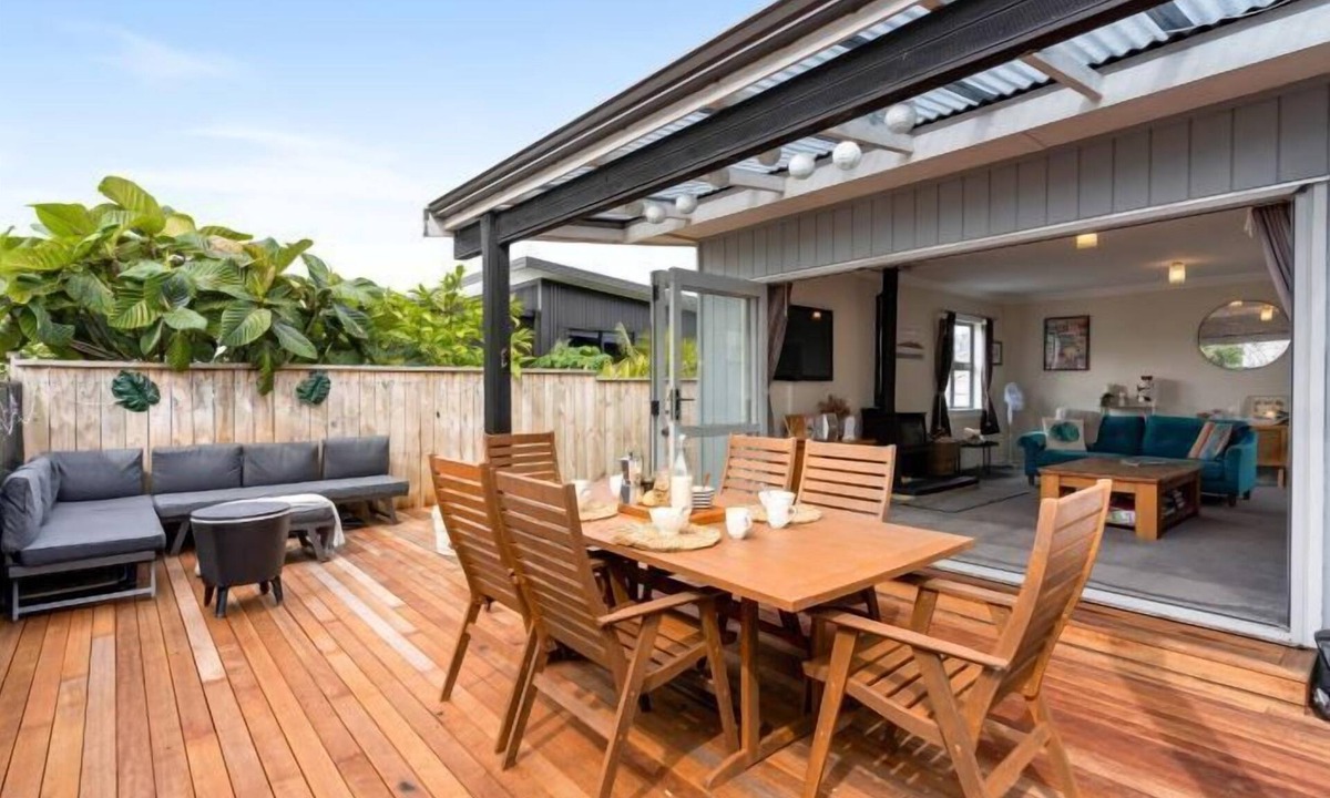 Whangamata House | Whanga Beach Bach - Whangamata