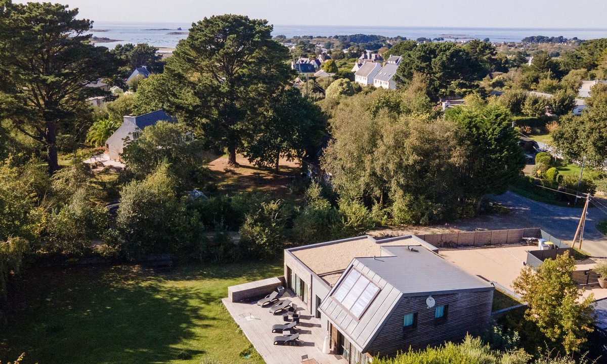Pleumeur-Bodou Villa | What if luxury was space