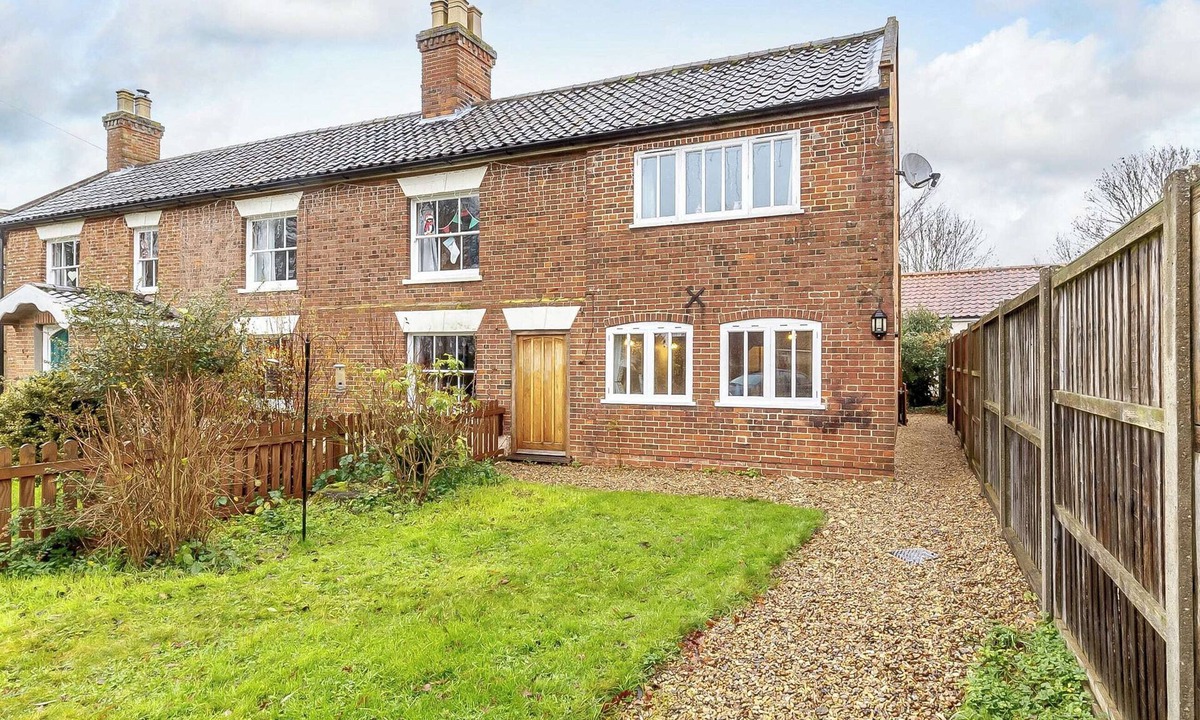 Rumburgh Cottage | Wheelwrights Cottage